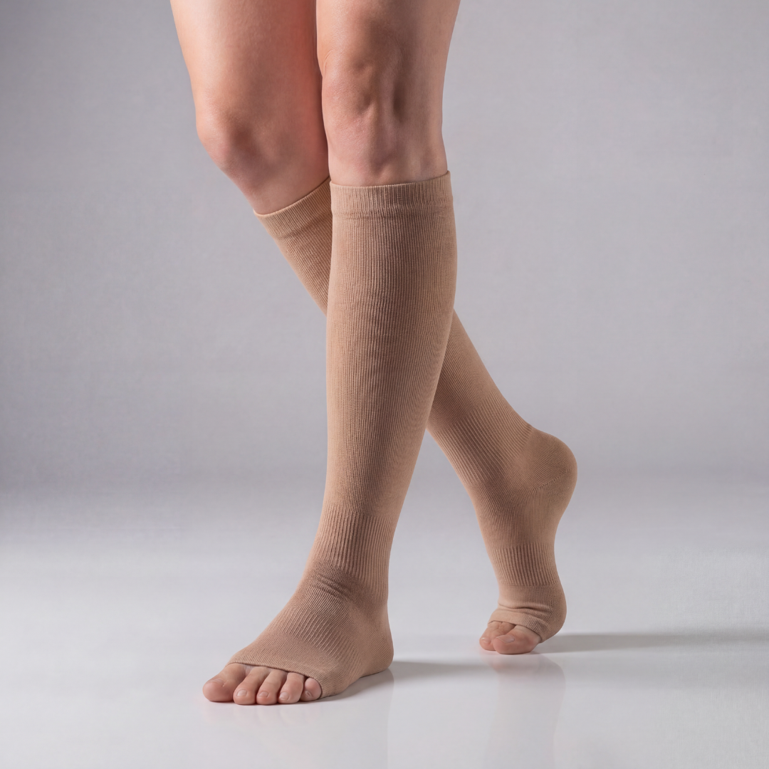 compressiekousen, steunkousen, compressiesokken, medische compressiekousen, open teen compressiekousen, steunkousen dames, compressiekousen tegen vermoeide benen, bloedcirculatie kousen, therapeutische steunkousen, compressiesokken dames-98