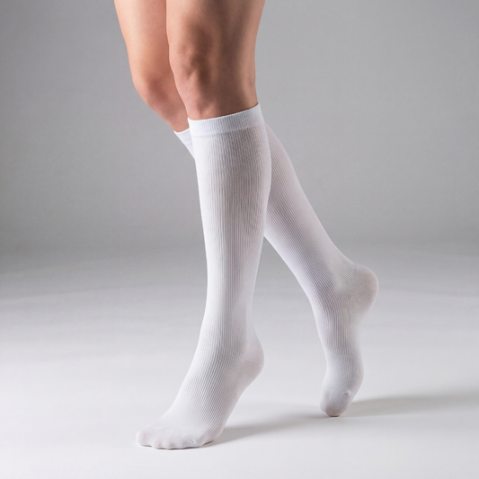 steunkousen, compressiekousen, slechte doorbloeding benen, betere bloedsomloop benen, compressiesokken, medische steunkousen, compressiekousen heren, compressiekousen dames, vermoeide benen, gezwollen benen, compressiekousen dagelijks gebruik, bloedcirculatie verbeteren